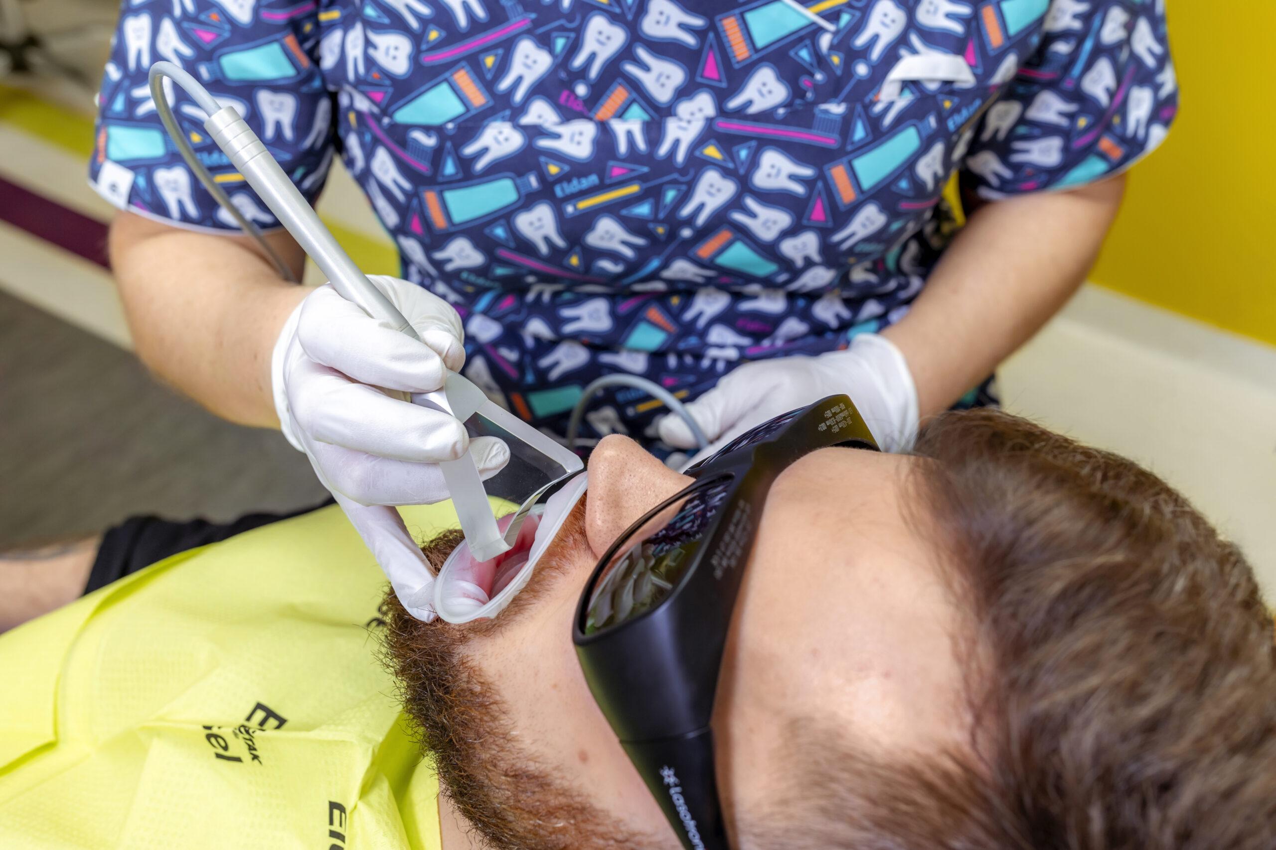 wybielanie zębów Jastrzębie Zdrój wybielanie i higienizacja